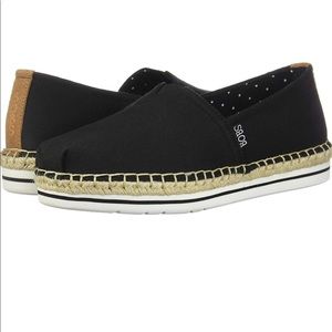 Sketchers BOBS Breeze Espadrille Slip On Flats